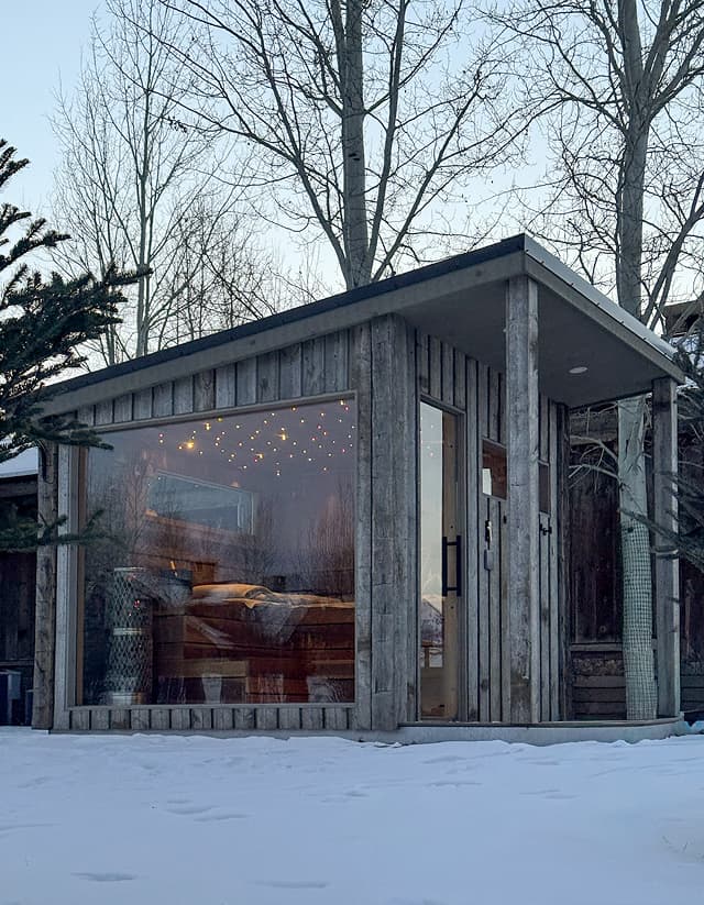 Voyageur Custom Saunas
